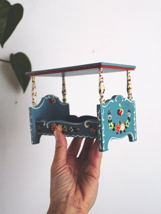 Other - Vintage Dora Kuhn Miniature Canopy Bed Hand-Painted Dollhouse West Germany Folk